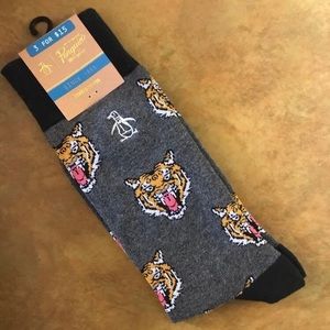 An original penguin men’s crew socks